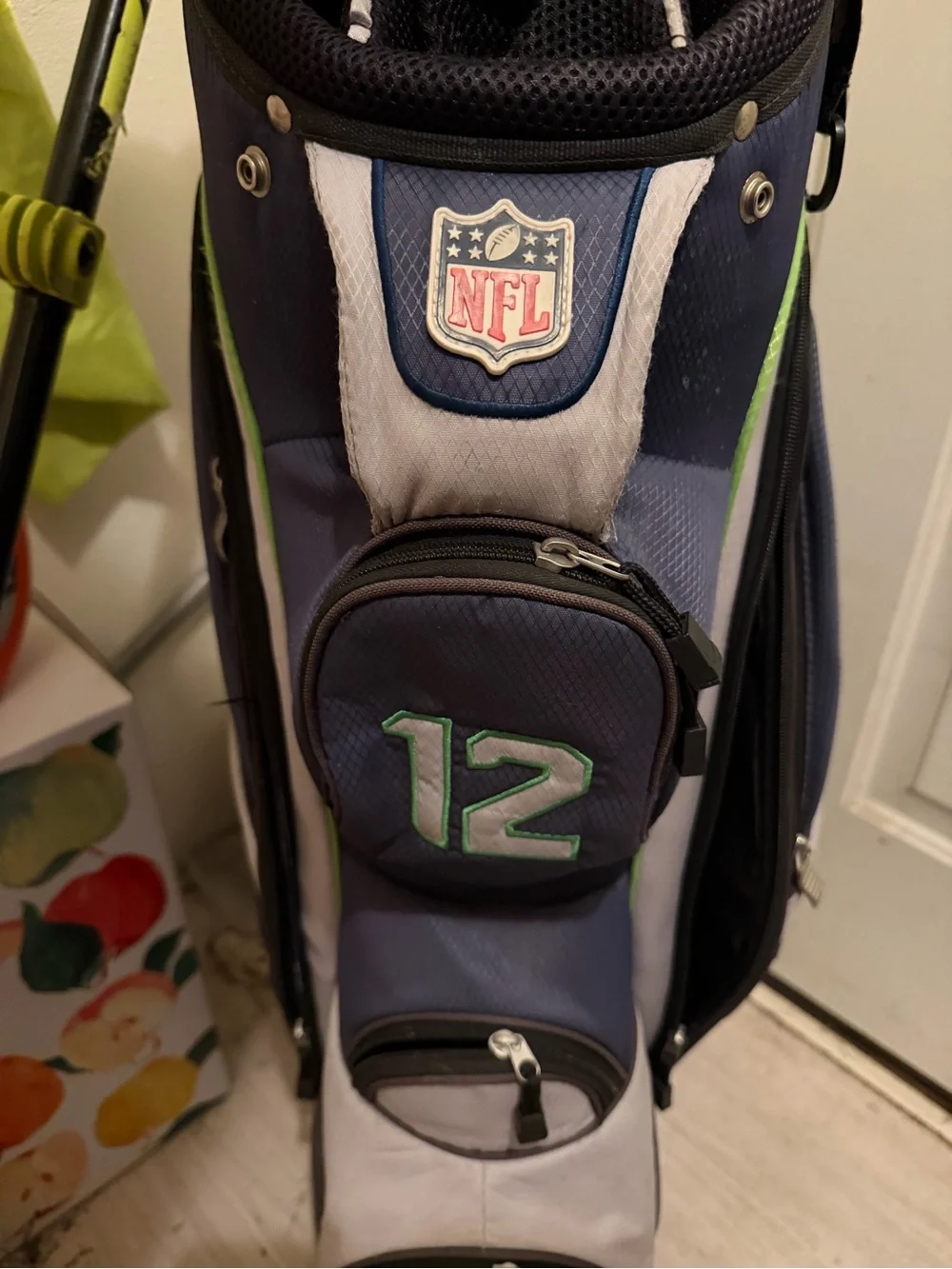 NFL Men’s Duffel-Style Golf Bag in Navy, White & Green